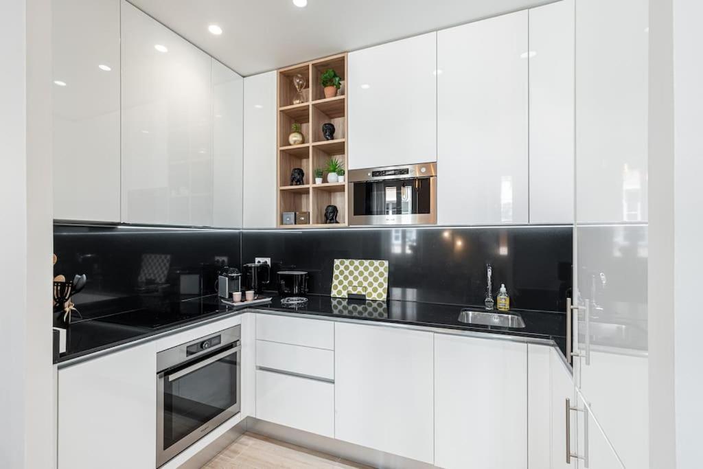 Gesu - 2 Bedroom In Old Town - Gesu Square