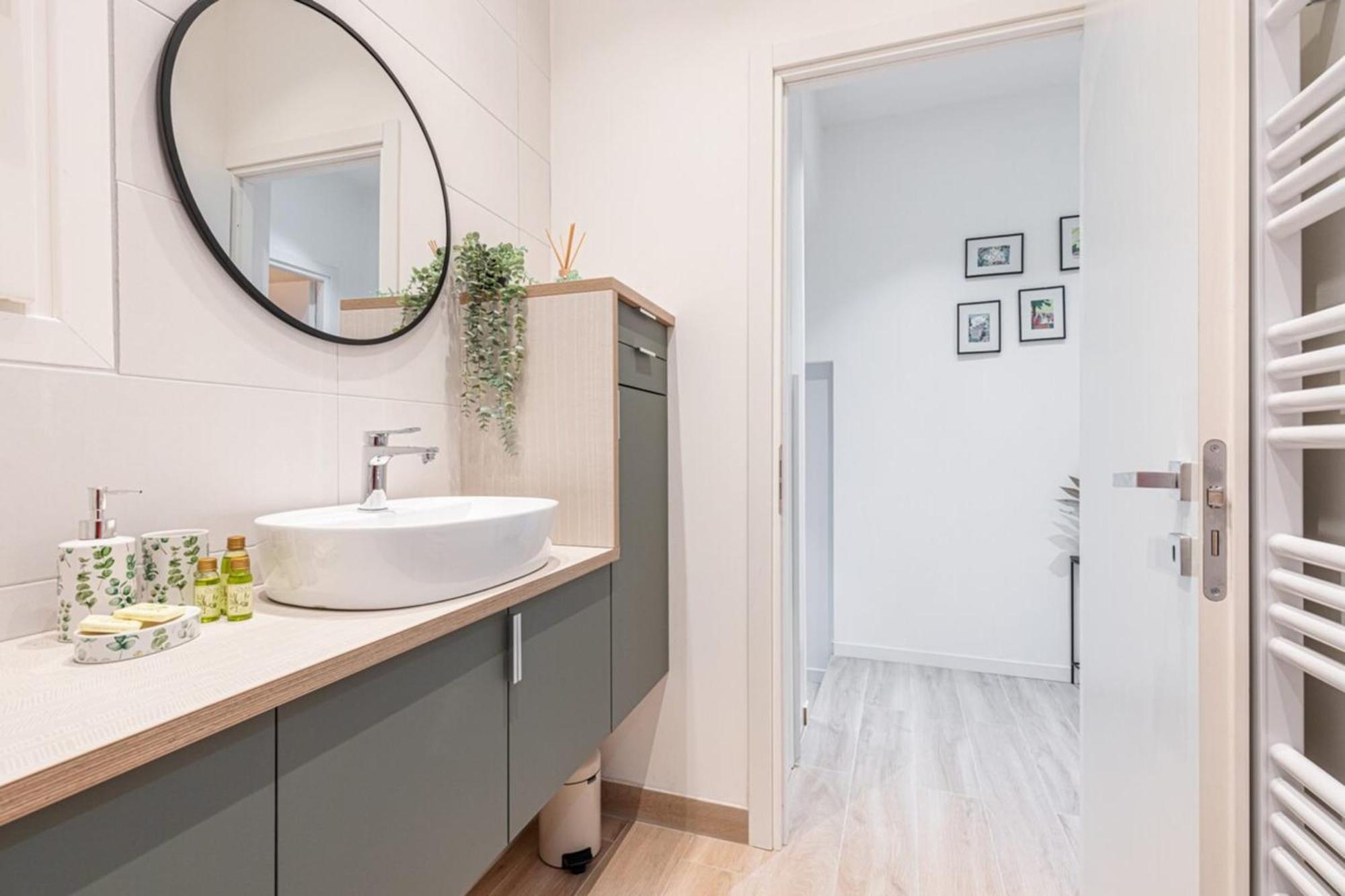 Gesu - 2 Bedroom In Old Town - Gesu Square * Nizza