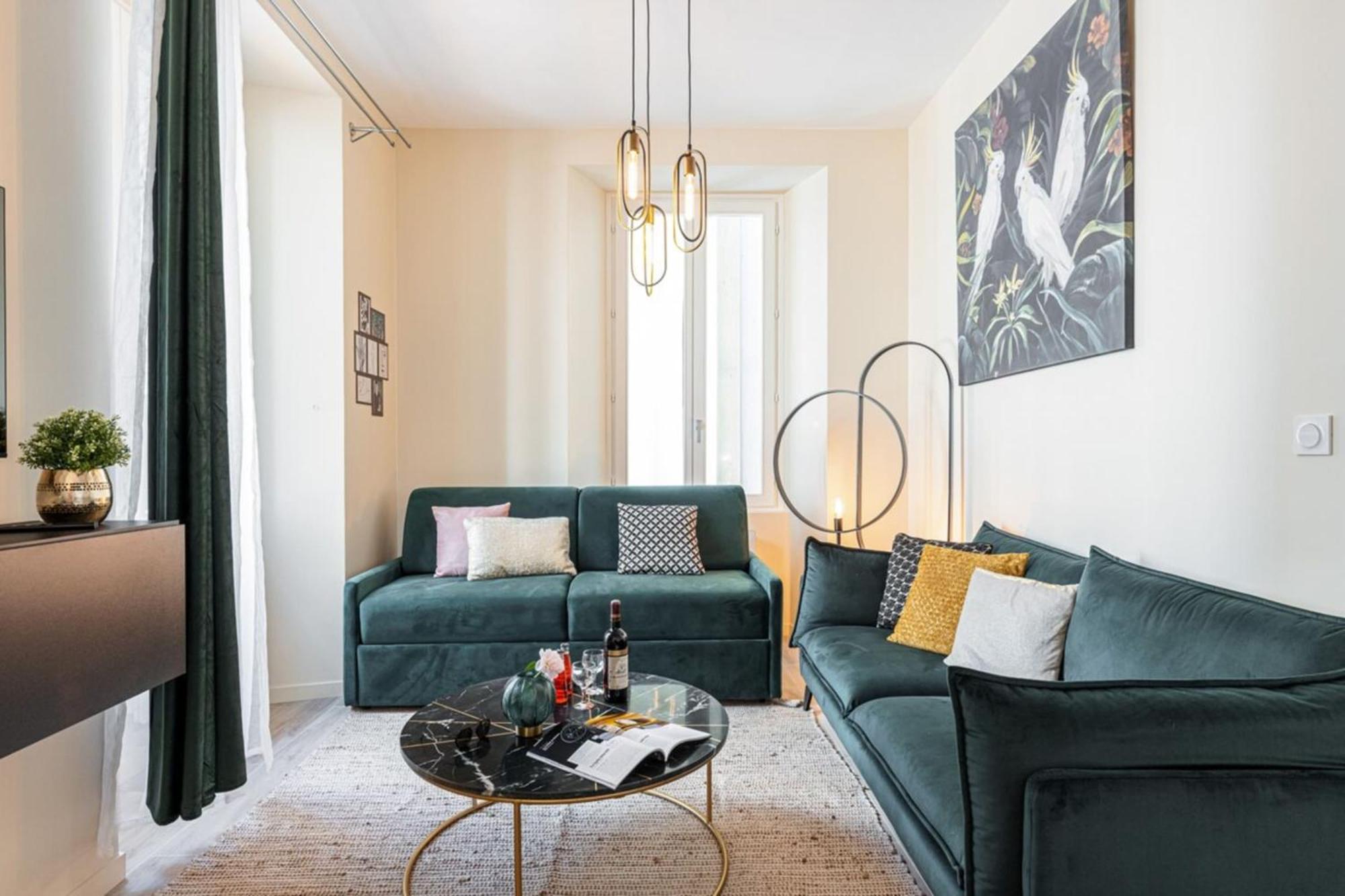 Gesu - 2 Bedroom In Old Town - Gesu Square Apartment Nizza