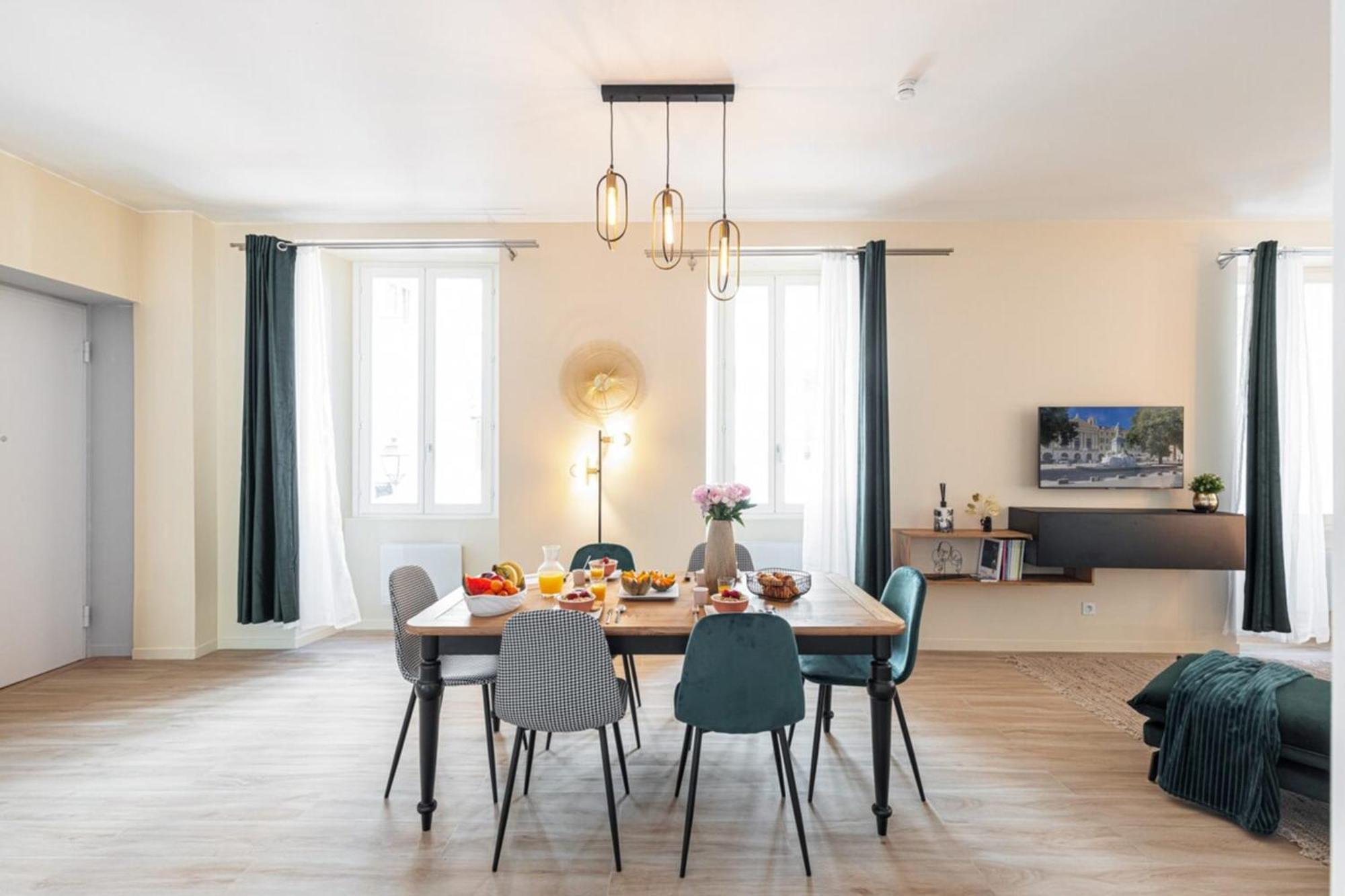 Gesu - 2 Bedroom In Old Town - Gesu Square * Nizza